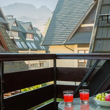 Tetmajera Apartzakop *