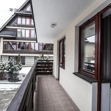 Tetmajera Apartzakop Appartement *