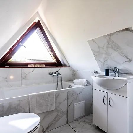 Tetmajera Apartzakop דירה זקופאנה