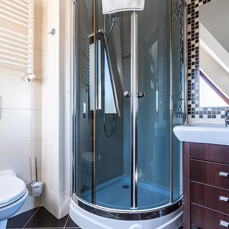 Tetmajera Apartzakop זקופאנה